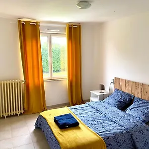  Hébergement de vacances Charmante Maison De 115m2 à 7 Minute De La